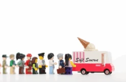 Candylab – Ice Cream Van -Toypark Sales Icecream 2048x 0f655afd 498b 488d bcf3 f13c6941b978
