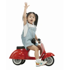Ambosstoys Primo Classic Red Ride-On (Leather Seat)